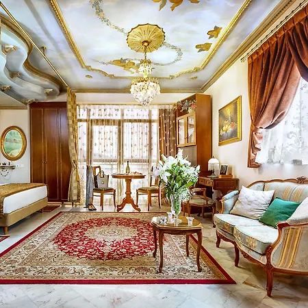 Imperial Palace Classical Hotel 4*