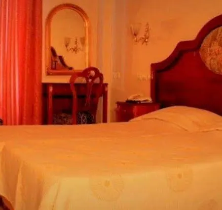 Ξενοδοχείο Imperial Palace Classical 4*