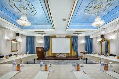 Imperial Palace Classical Хотел