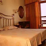 Imperial Palace Classical Hotel 4*