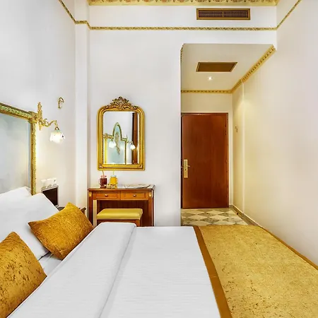 酒店 Imperial Palace Classical 4*