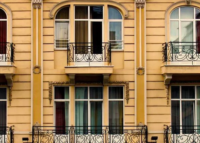 Imperial Palace Classical Hotel 4*